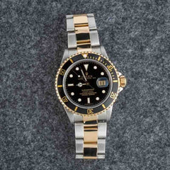 Men's Rolex Submariner 16803 Black Dial image 1