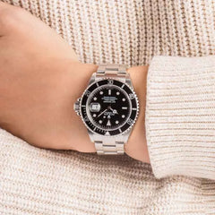 Rolex Submariner Black Dial Ref 16610 image 1