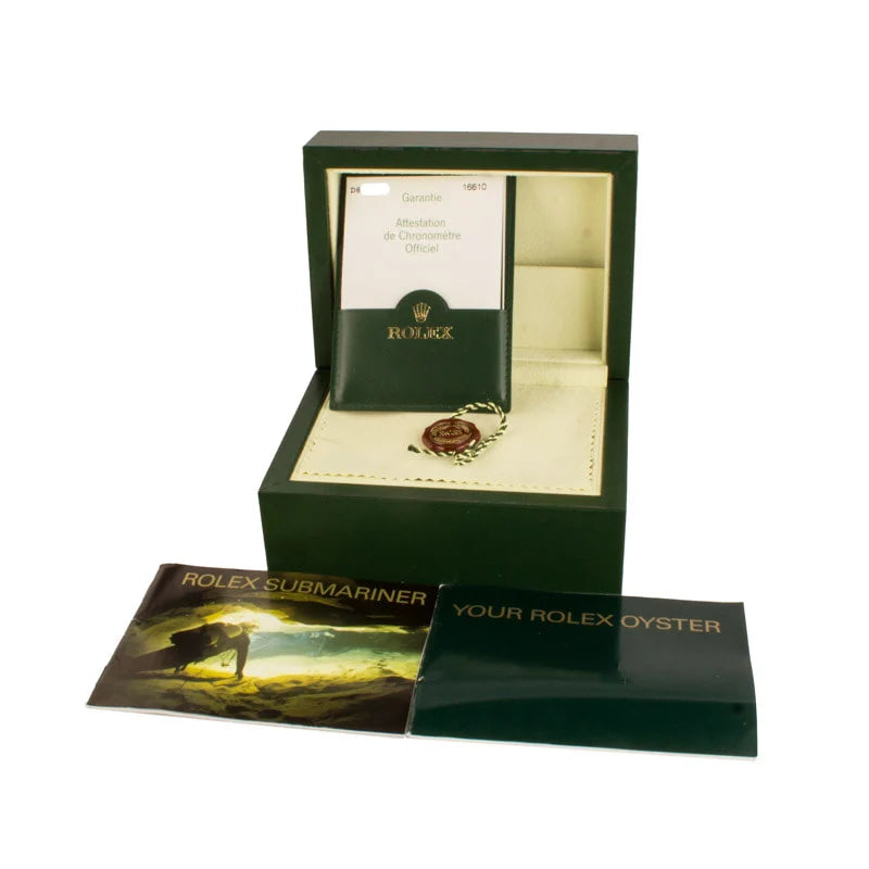 Pre-owned Rolex 16610 Submariner Black Dial image 4
