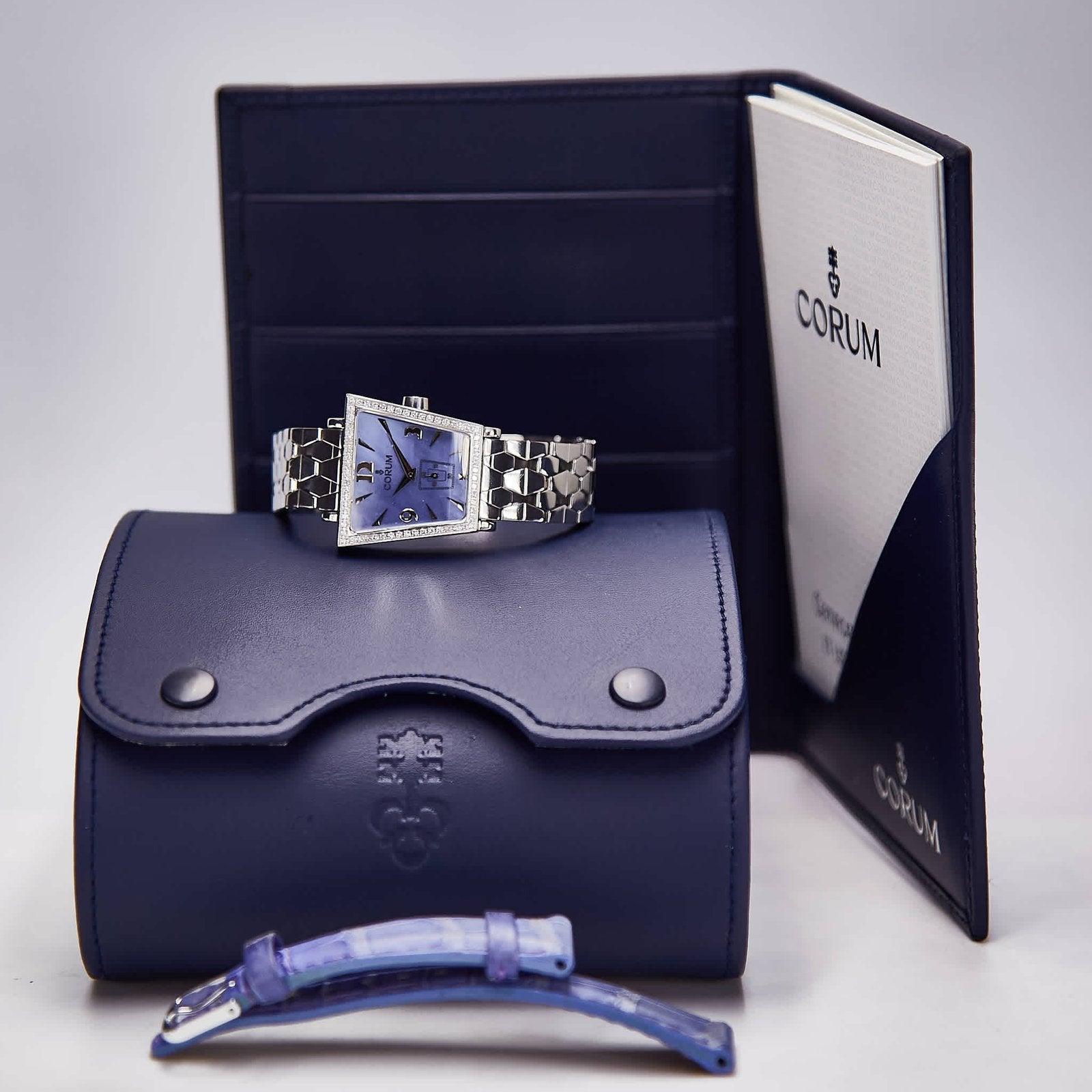 Corum Trapeze (105.404.47) image 5