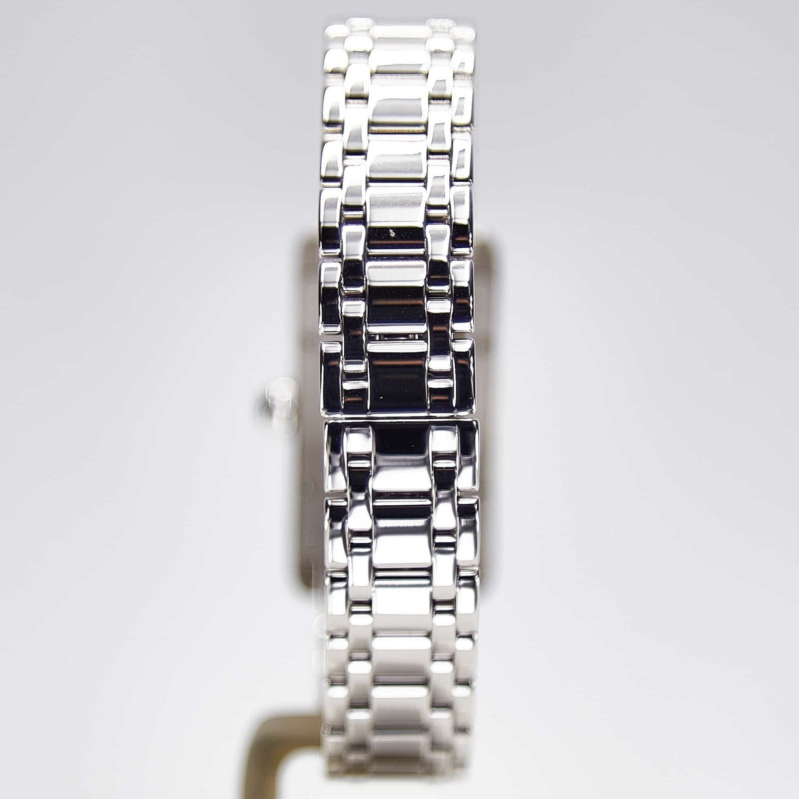 Cartier Tank Américaine (1713) image 3